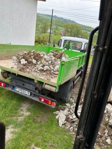 Likvidácia sutiny, jej nakladanie na nákladné auto a odvoz na skládku
